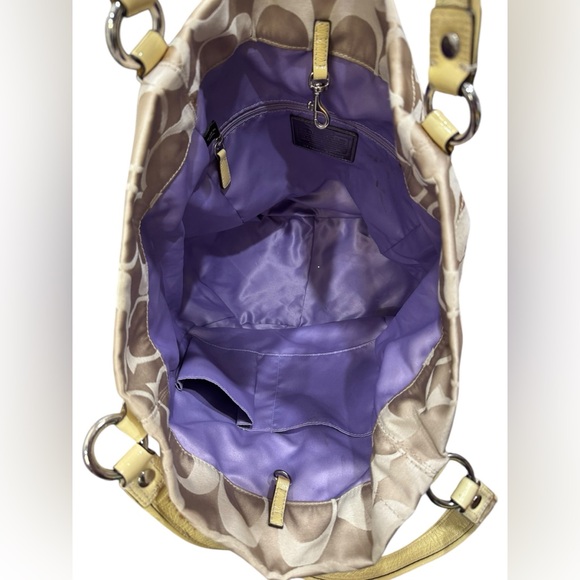 Coach Poppy Signature Tote - Picture 8 of 9